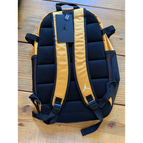 Jordan Flight Control Backpack - Picture 2 of 5